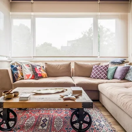Charming Flat W Balcony 5 Min To Zorlu Center